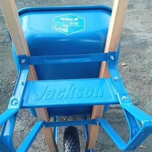 Brand new wheel barrel heavy duty